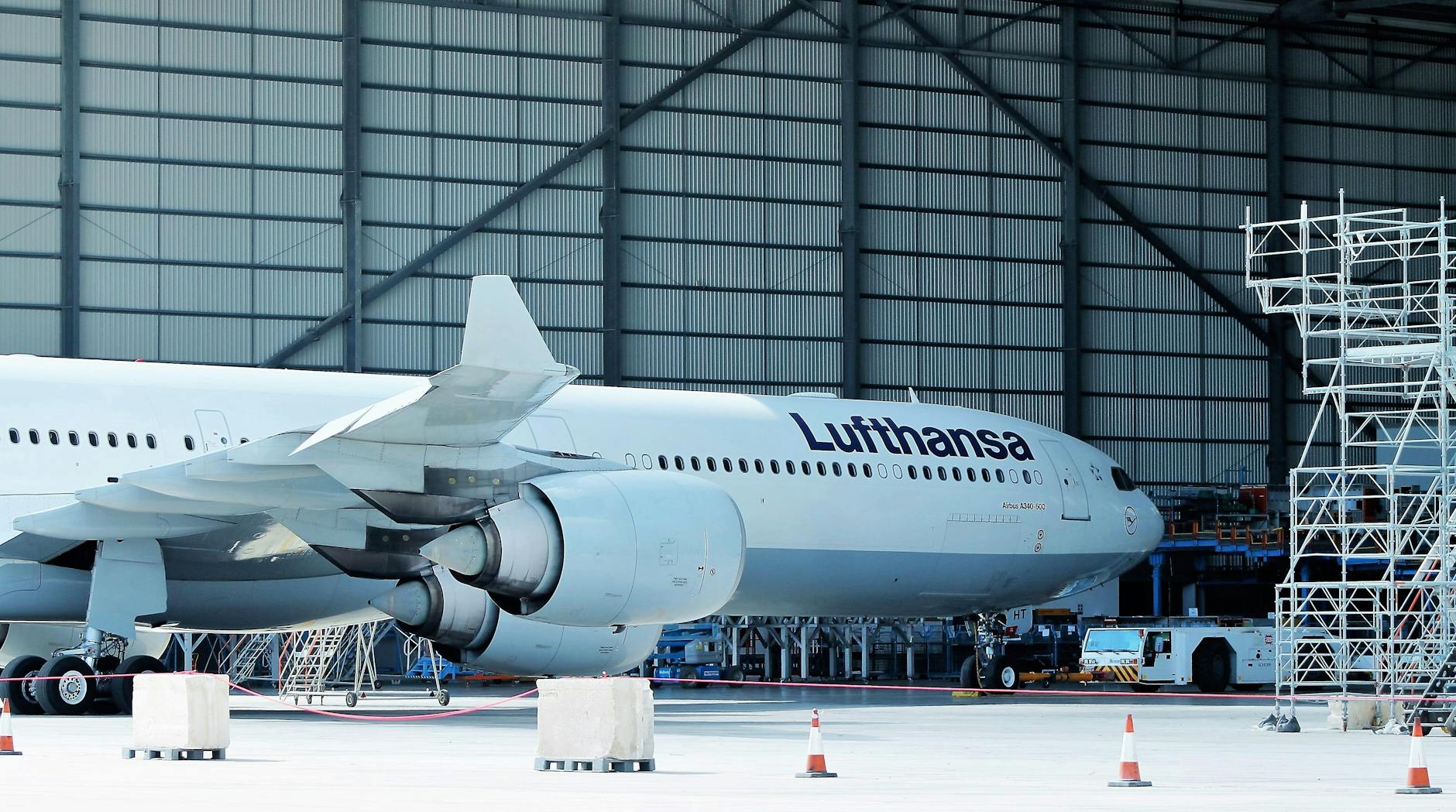 Lufthansa Faces Major Flight Cuts Amid Rising Fuel Prices